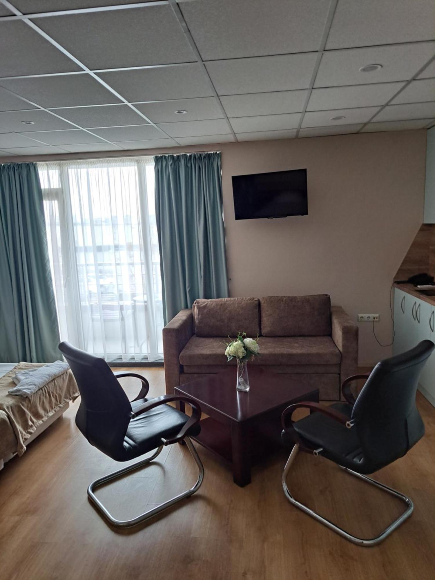 Hotel City Бургас Экстерьер фото
