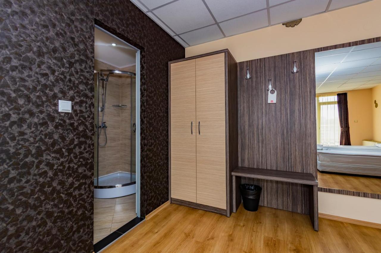 Hotel City Бургас Экстерьер фото